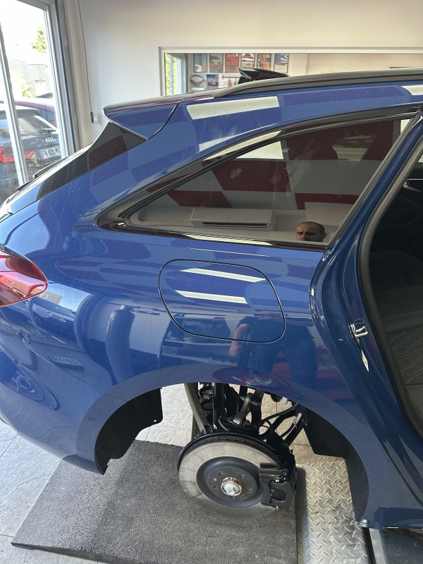 pose d’un film de protection ppf sur Audi s5 à Marseille 